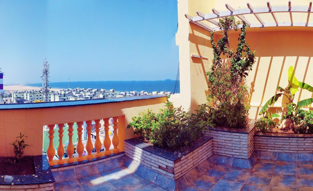 Beach Penthouse, Chennai Bed & Breakfast Exterior foto
